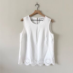 Liz Claiborne Sleeveless Top with Laser Cut Scalloped Hem in White Size M